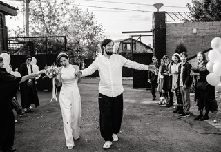 Свадебный фотограф Мила Иванова | Грузите гостей бочками