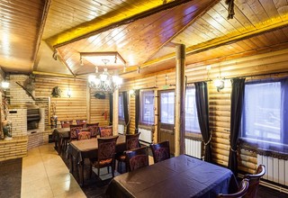 Ресторанный комплекс Охотники на привале Малый зал 1 - фото 3