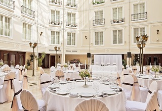 Grand Hotel Emerald / Гранд Отель Эмеральд Атриум «Версаль» - фото 1