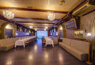 Загородный клуб Айвенго Малый банкетный зал ресторана «Замок Айвенго» - фото 4