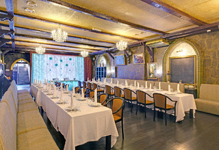 Загородный клуб Айвенго Малый банкетный зал ресторана «Замок Айвенго» - фото 5