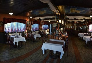 Яхт-клуб Элит Кроус Ресторан 'У флинта' - фото 3