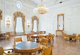 Петровский Путевой Дворец Петровская гостиная - фото 2