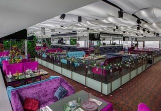 Korston Club Hotel / Корстон Отель Extra Lounge – ресторан с видом на Москву - фото 4