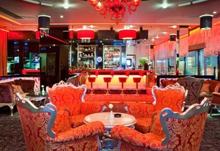 Korston Club Hotel / Корстон Отель Extra Lounge – ресторан с видом на Москву - фото 7